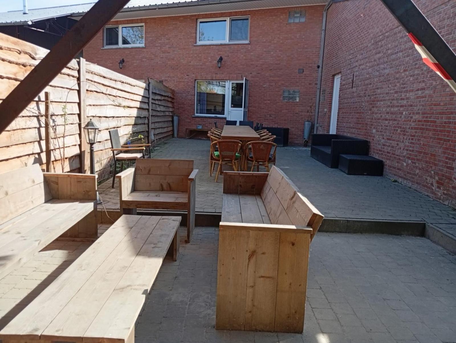 De Smishoeve Met Kinderpret, Dieren En Wellness Heers Exterior photo